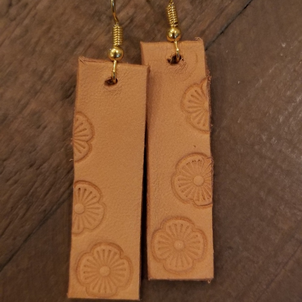 Leather ear rings